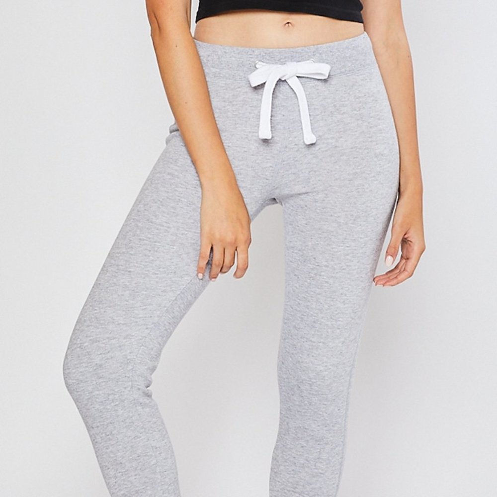 CLASSIC SOFT FLEECE JOGGER PANTS